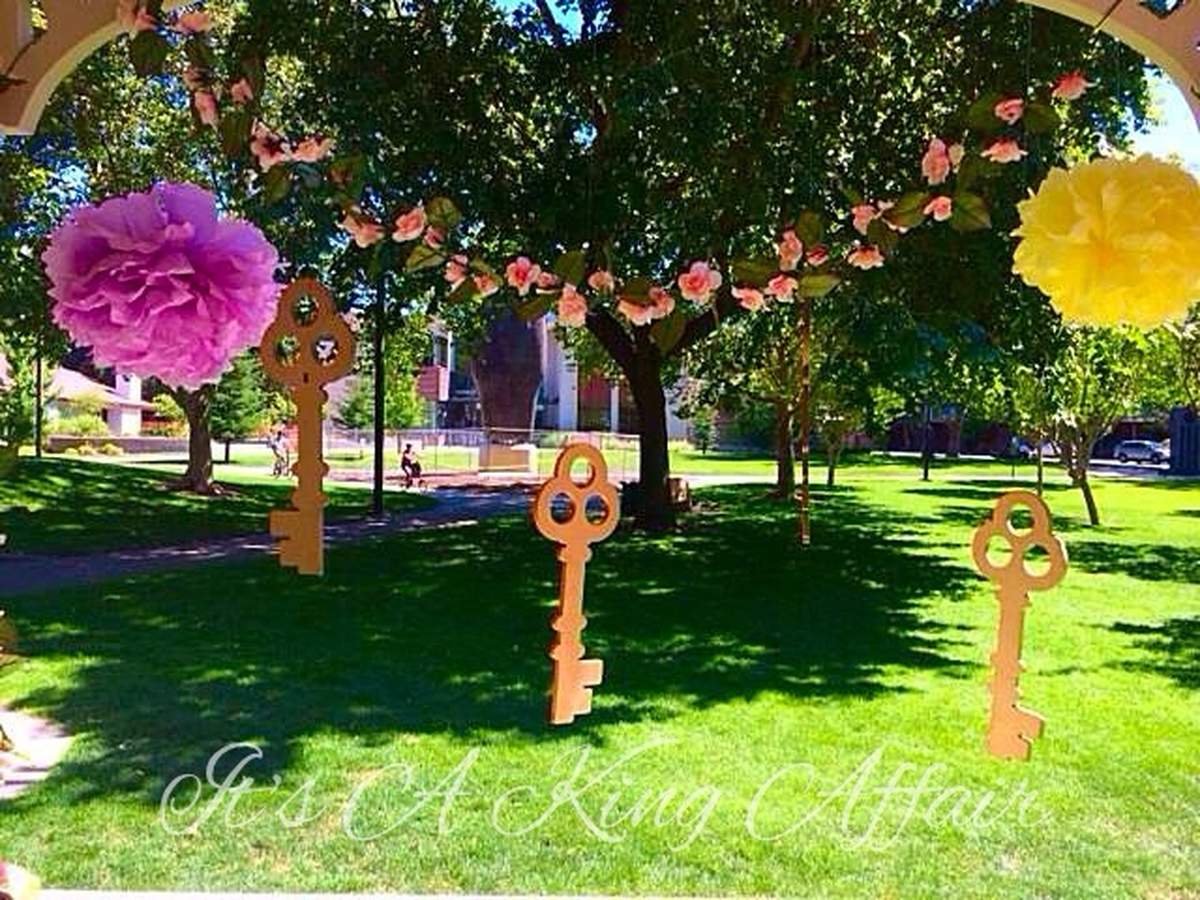 garden of eden - None