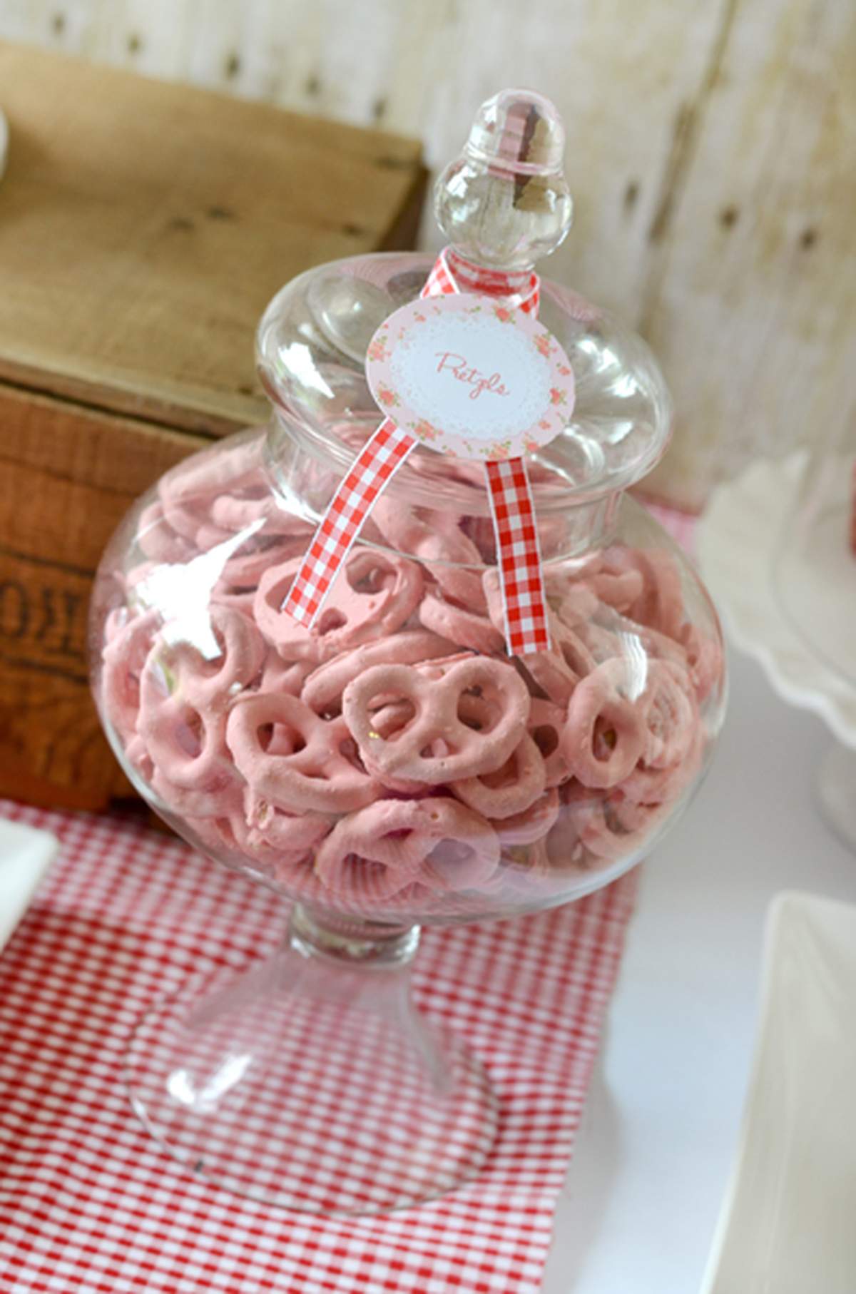 strawberries-birthday-party-ideas-photo-3-of-37-catch-my-party