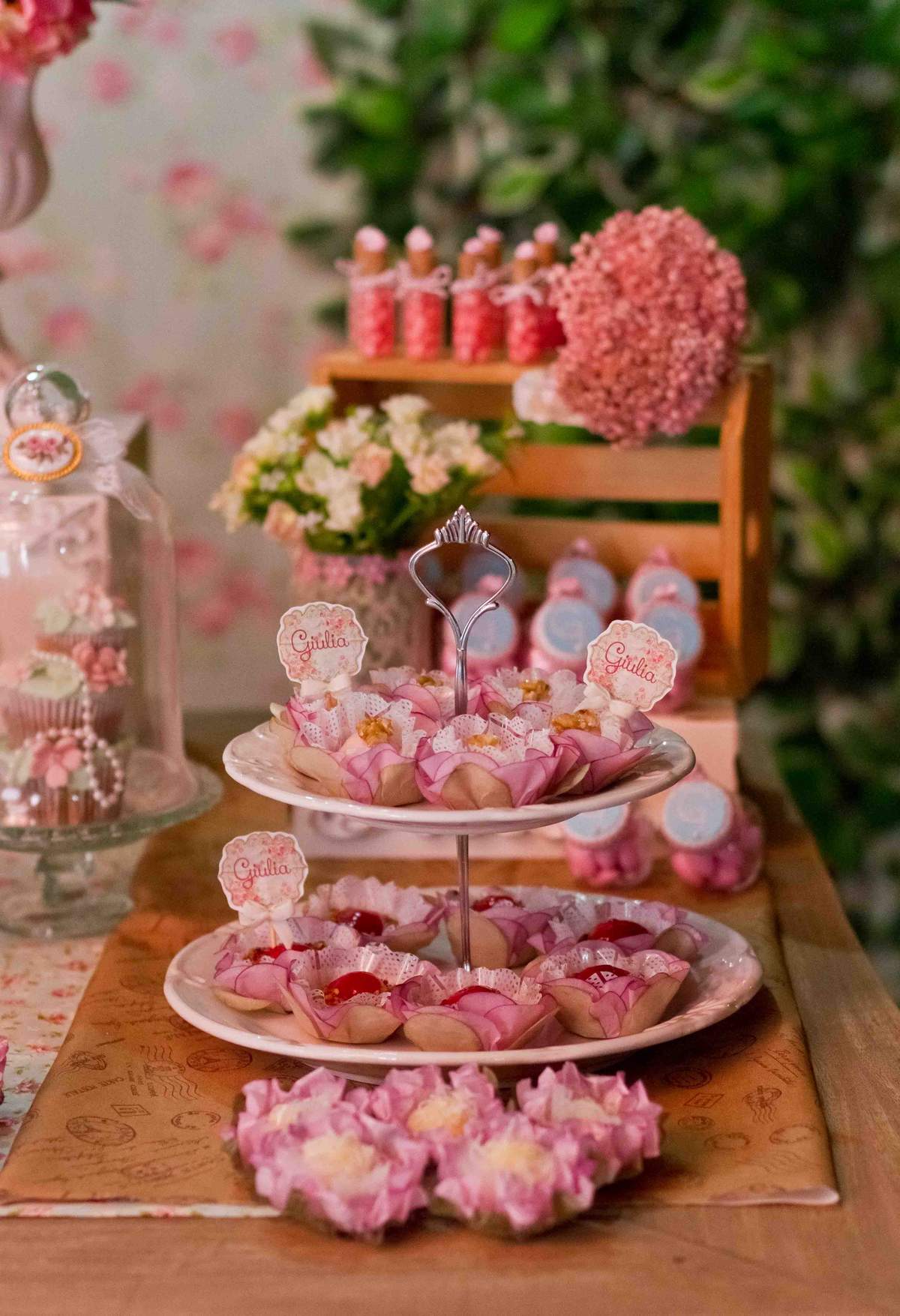 Vintage / Retro Birthday Party Ideas Photo 10 of 25 Catch My Party