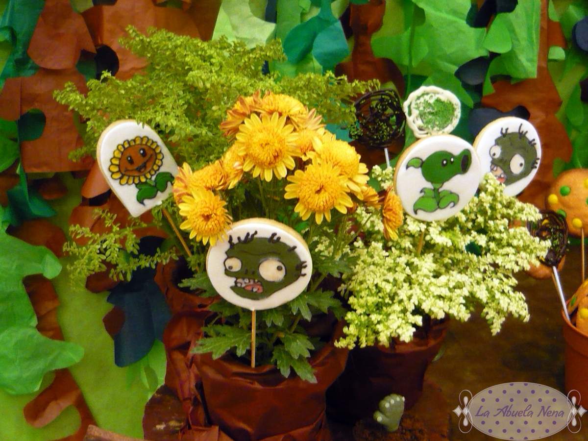 Plants vs. Zombies Birthday Party Ideas Photo 1 of 15