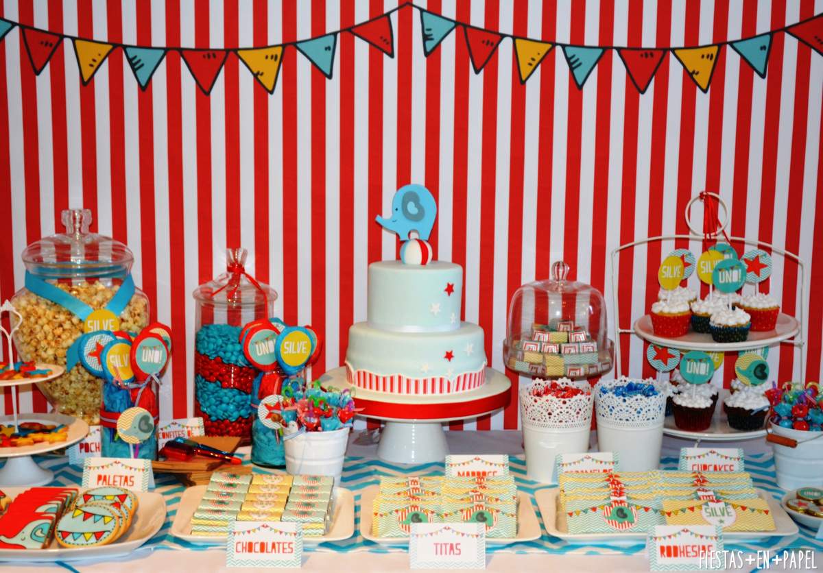 A sweet little circus for Silvestre - Circus / Carnival