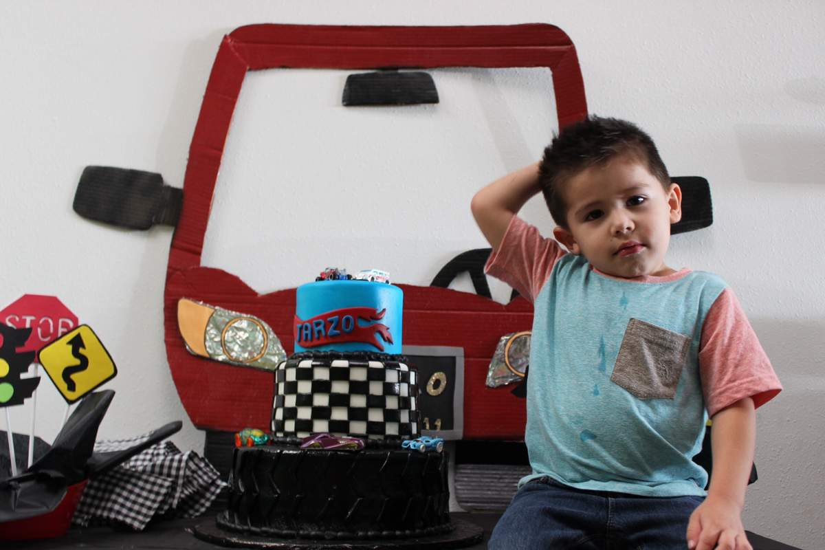 Tarzos hot wheels party - Hot wheels