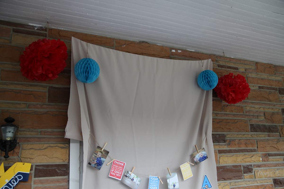 Cat in the Hat Birthday Party Ideas Photo 4 of 26 Catch My Party