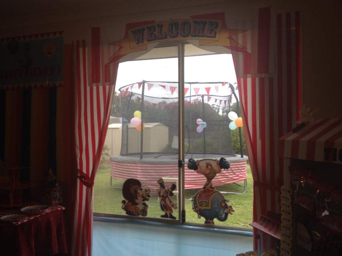 Mackenzie's 2nd birthday - Circus / Carnival