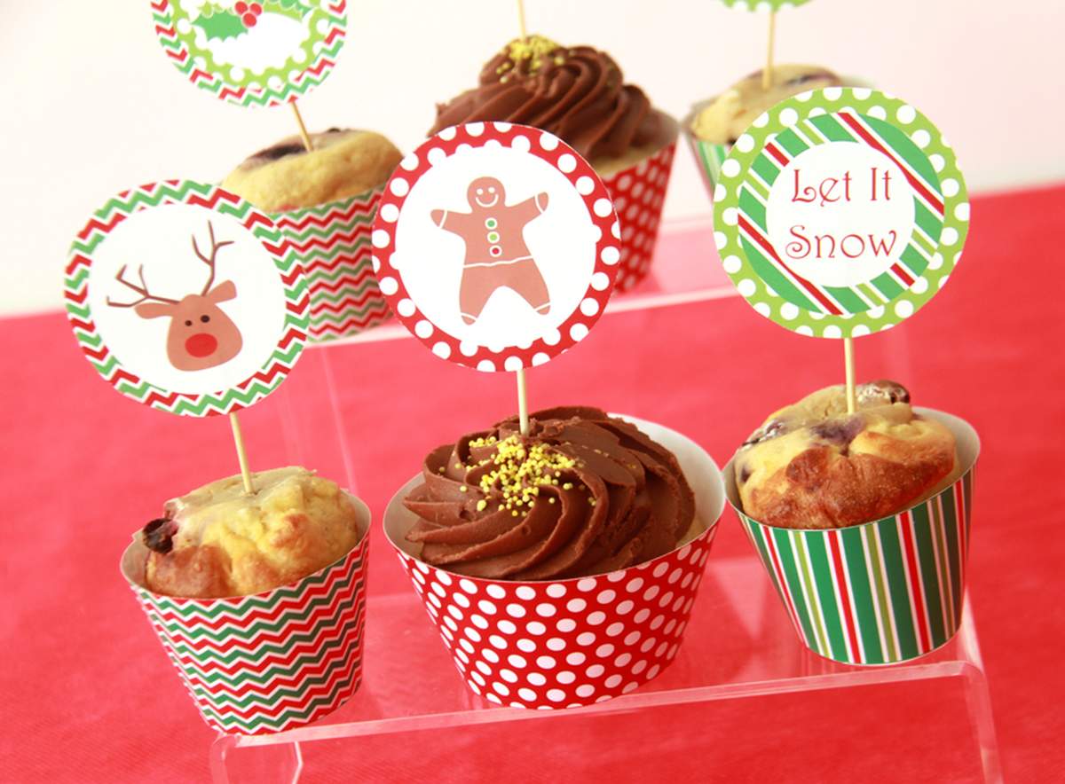 Red and Green Christmas Christmas/Holiday Party Ideas | Photo 11 of 45
