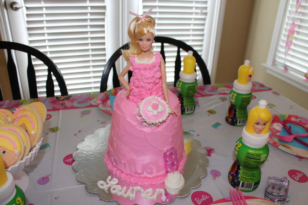 Lauren's 8th birthday party - Barbie