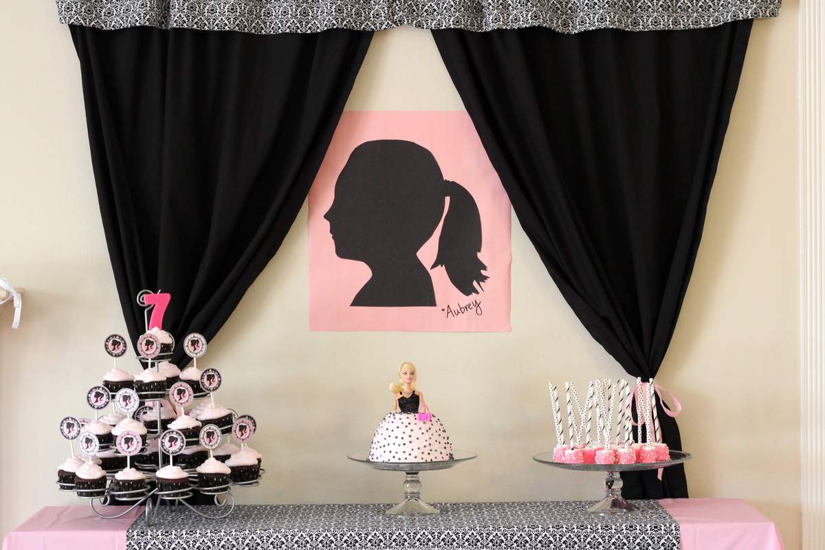 Barbie Fashion Party - Barbie