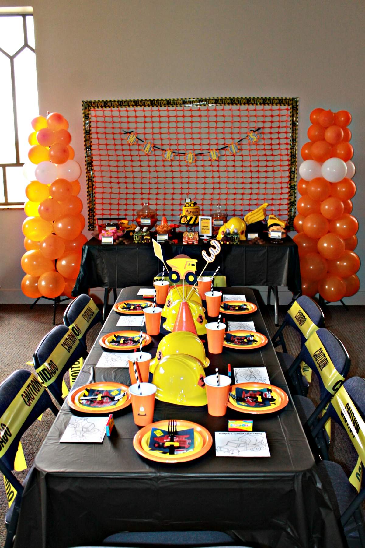 Marquis's construction party  - Construction