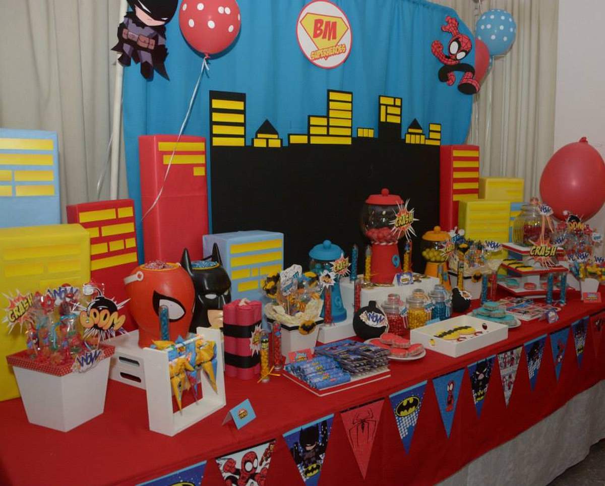  Superheroes - Superheroes