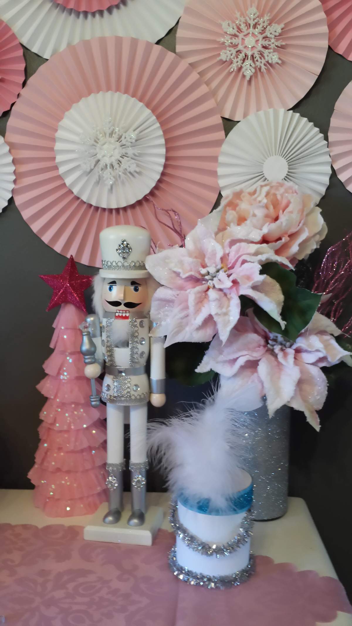 Camilla's first birthday - Nutcracker