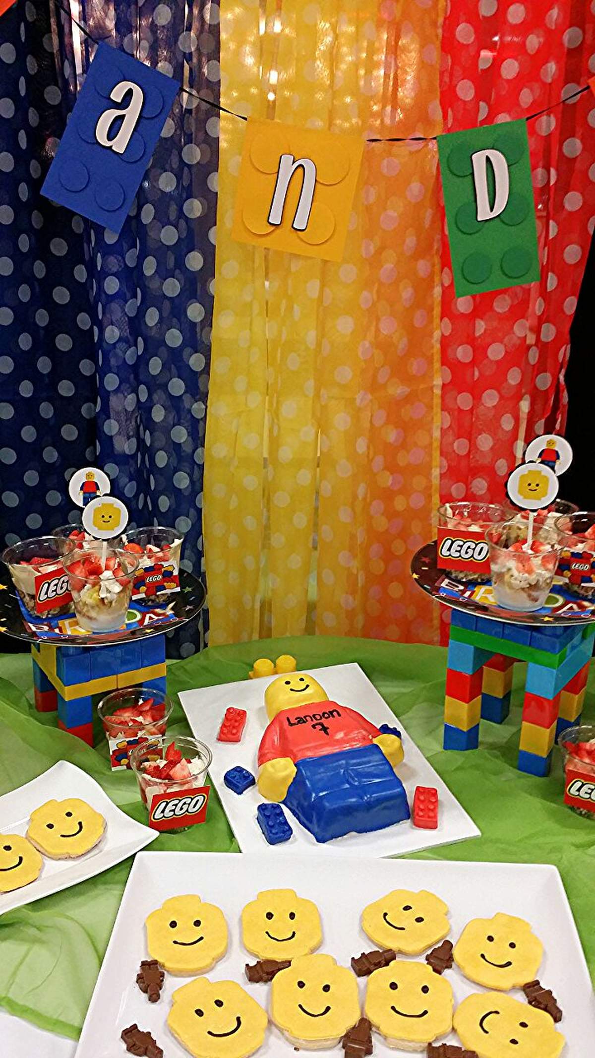 Landon's lego party - Legos 