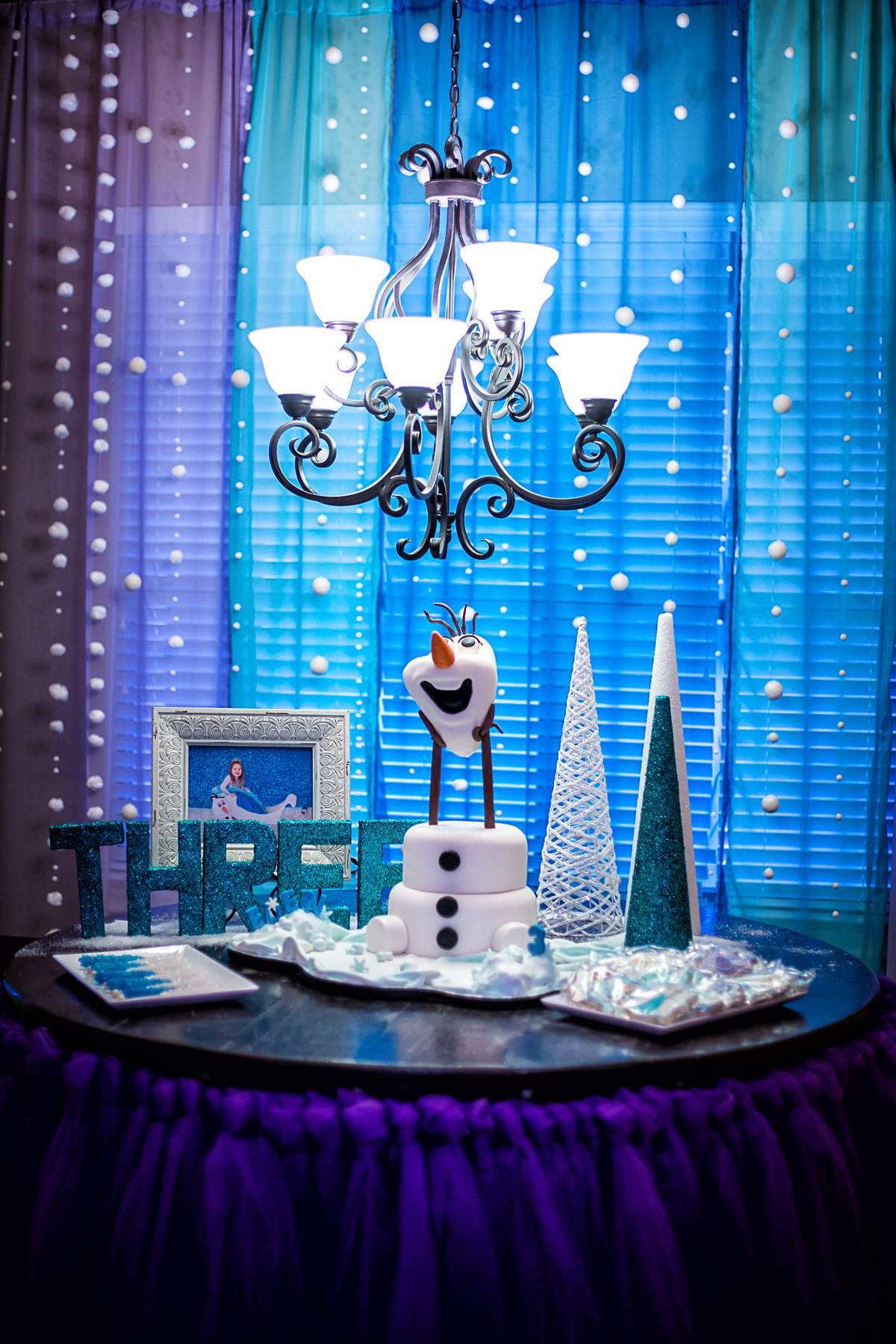 Eden's Frozen Third Birthday Party - Frozen (Disney)
