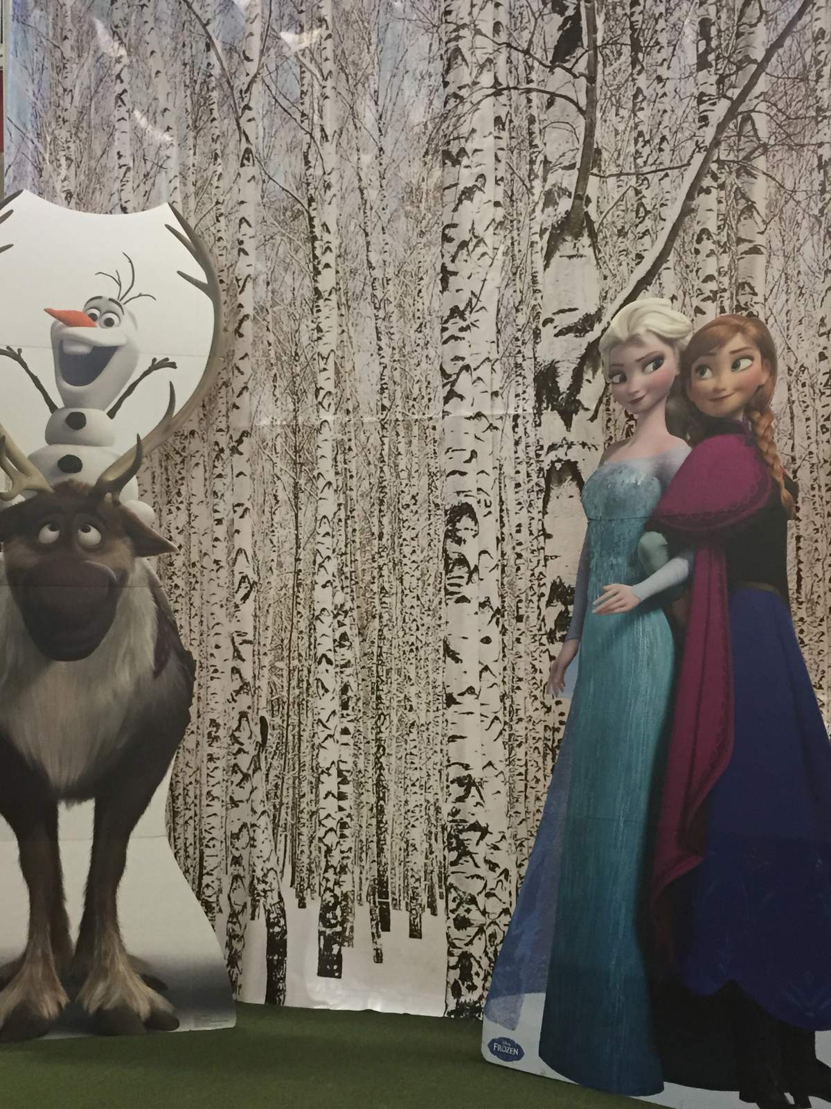 Frozen Party - Frozen (Disney)