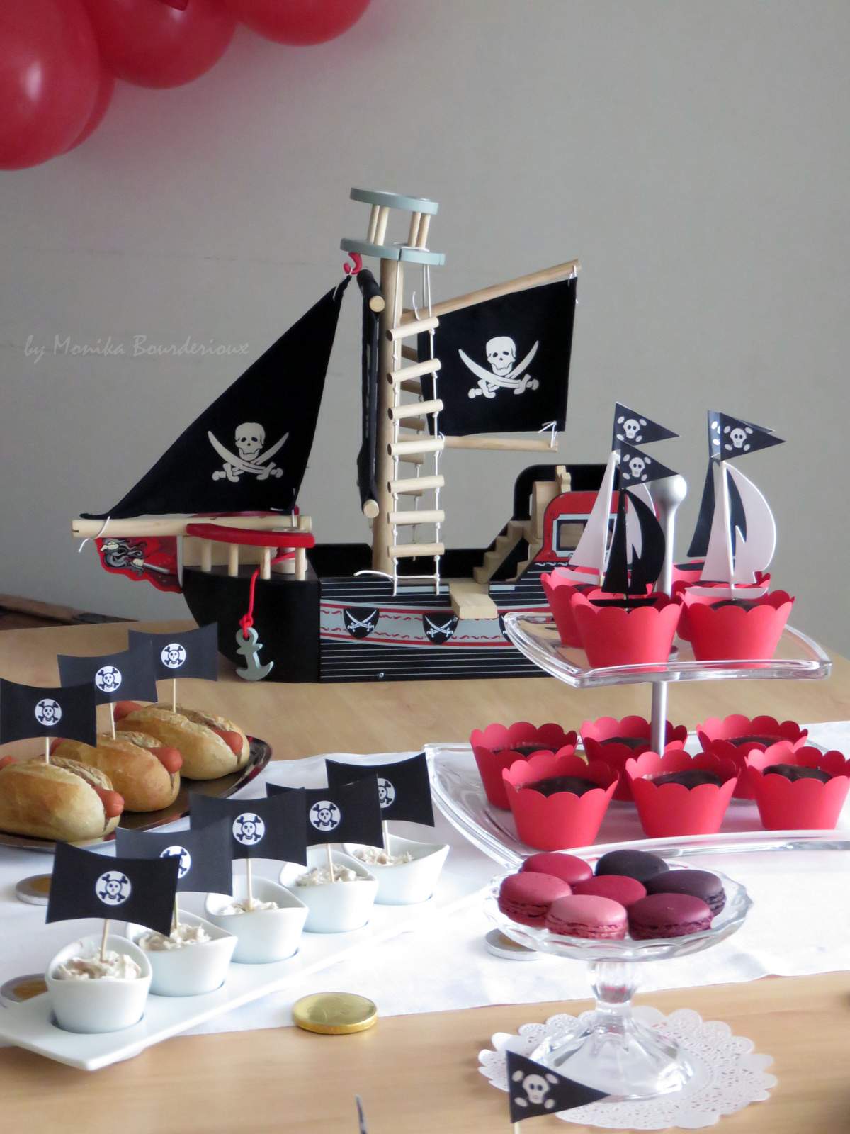 Hugo Pirate Party - Winter Pirate Party