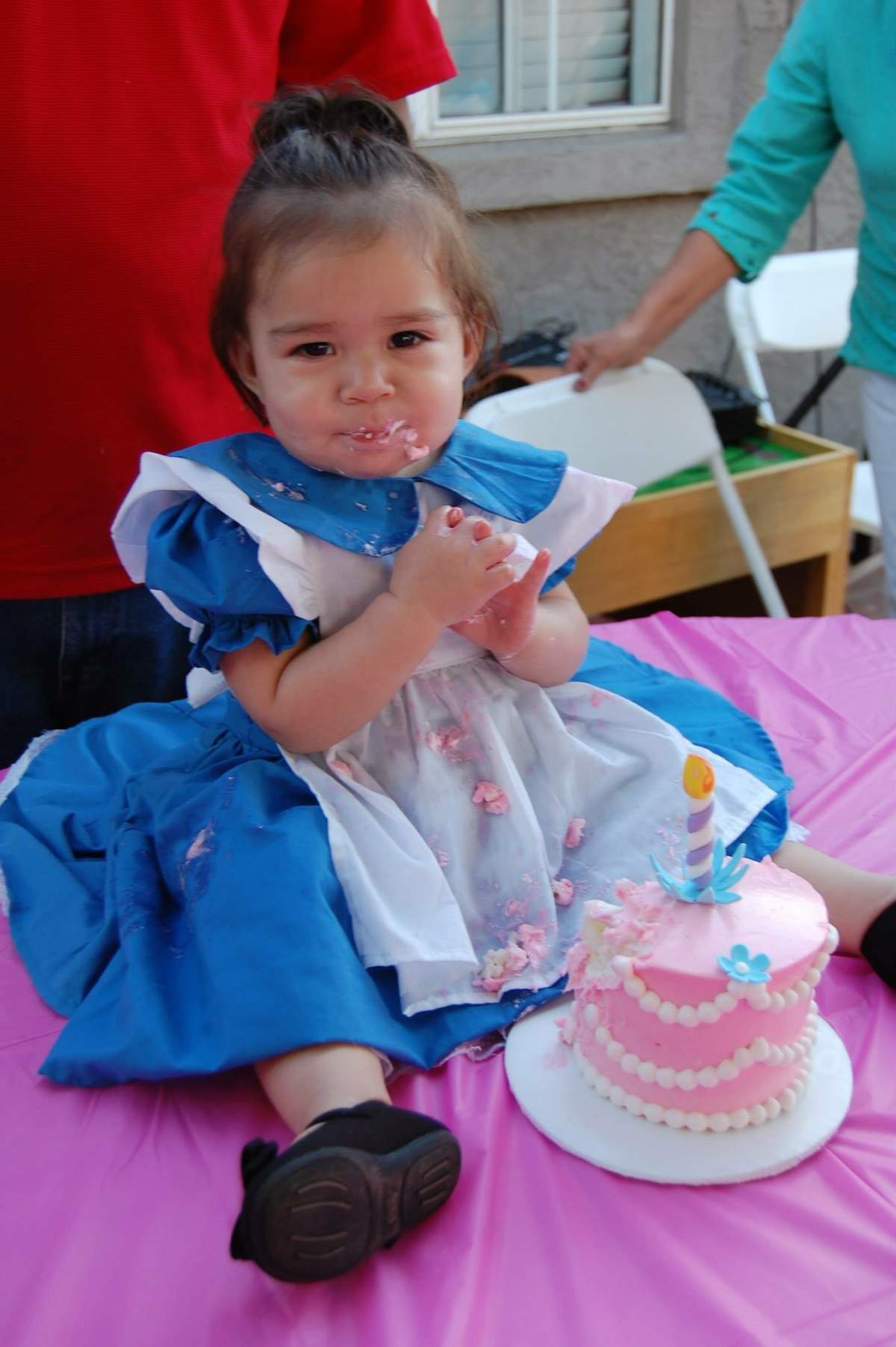 Alayna's ONEderland  - Alice in Wonderland