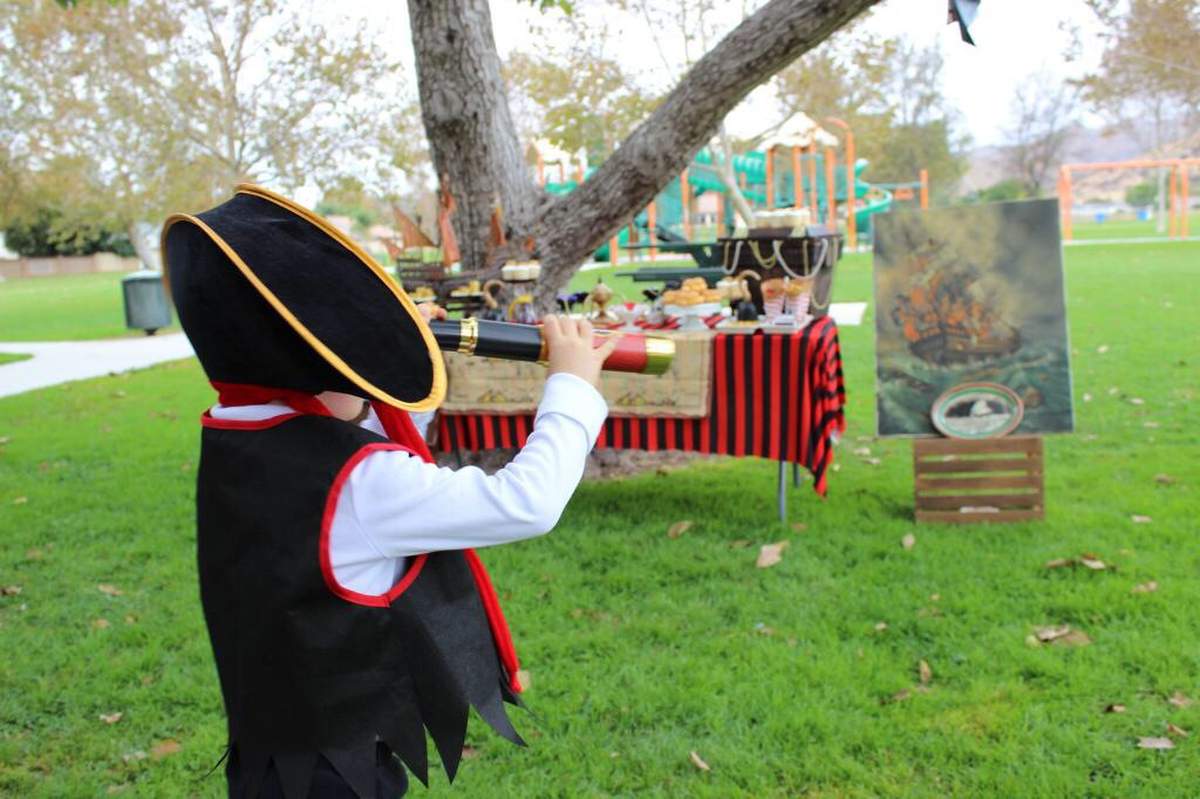 Oliver's pirate bash - Pirates