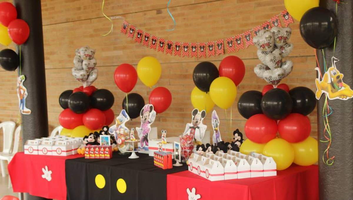 Mickey Mouse Party - Mickey Mouse