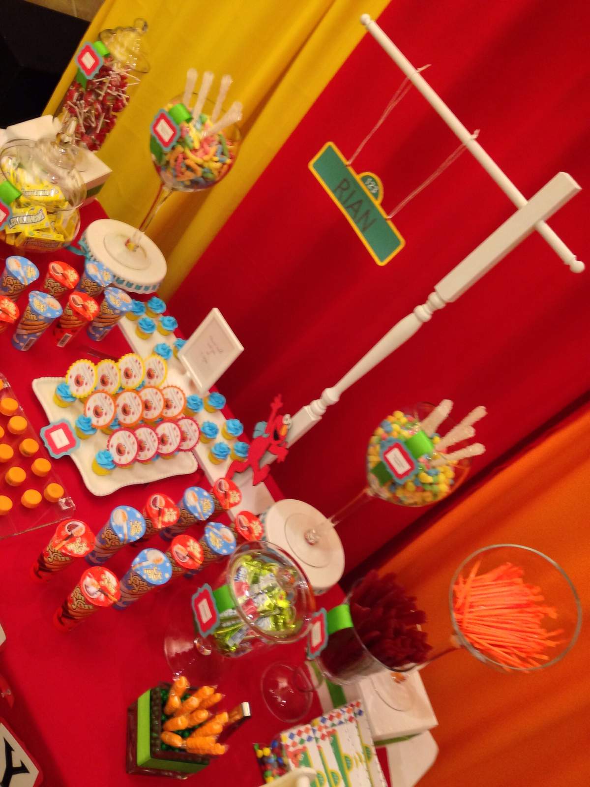 Elmo birthday party - Elmo