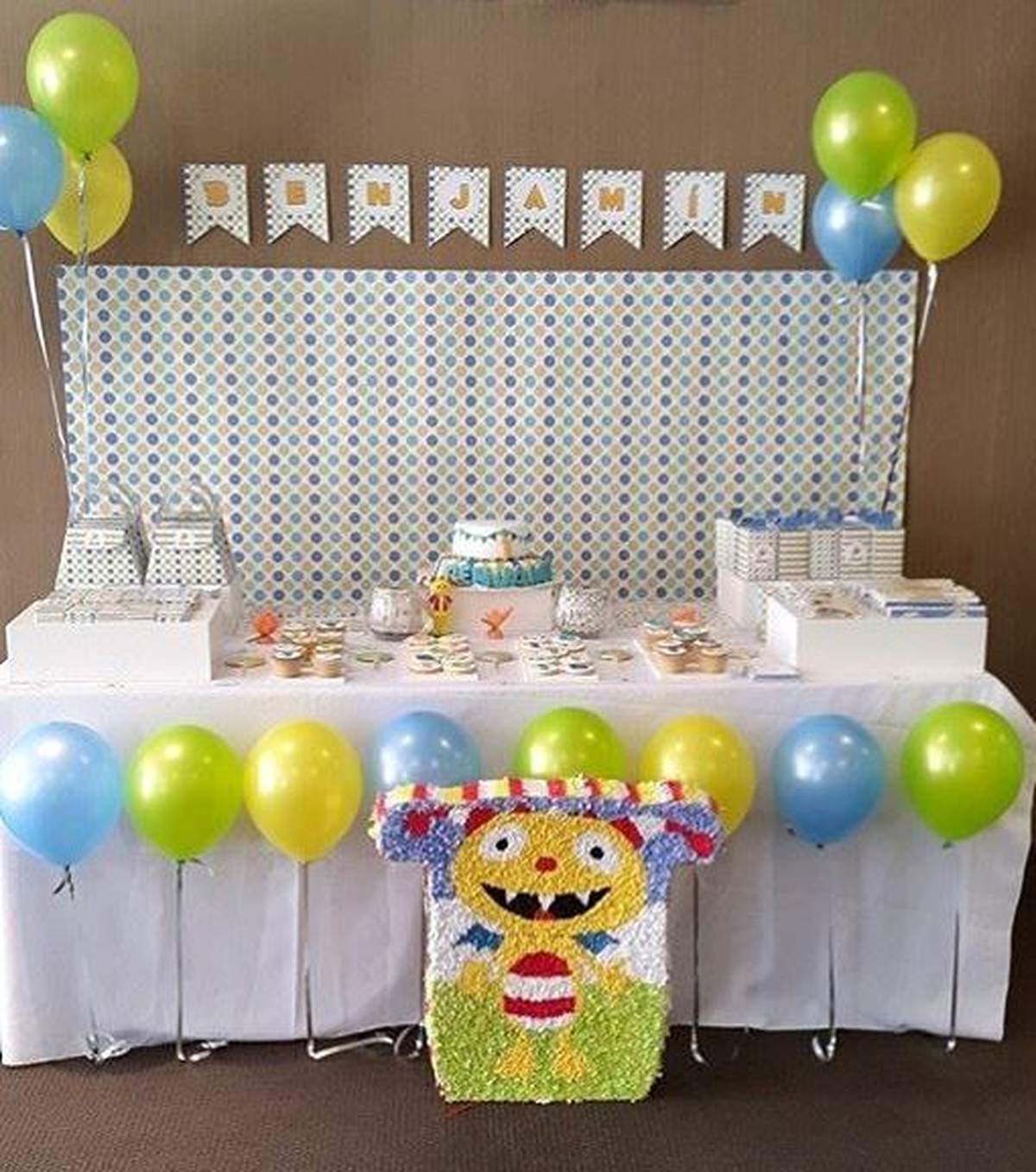 Celebramos el Primer Año de Benjamín  - Henry Hugglemonster