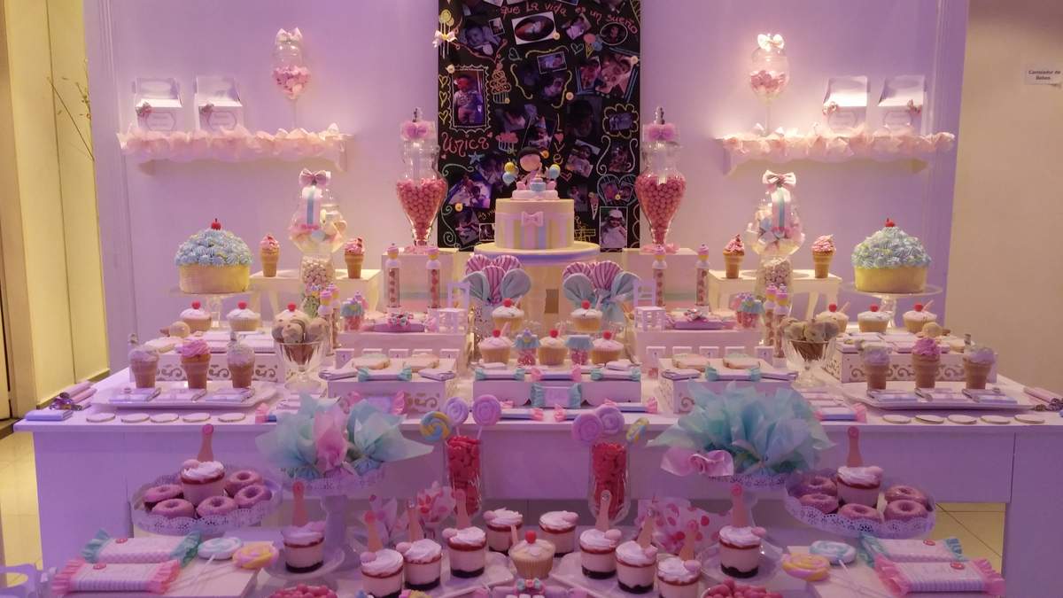 Ice Cream - Party ice cream and cupcakes