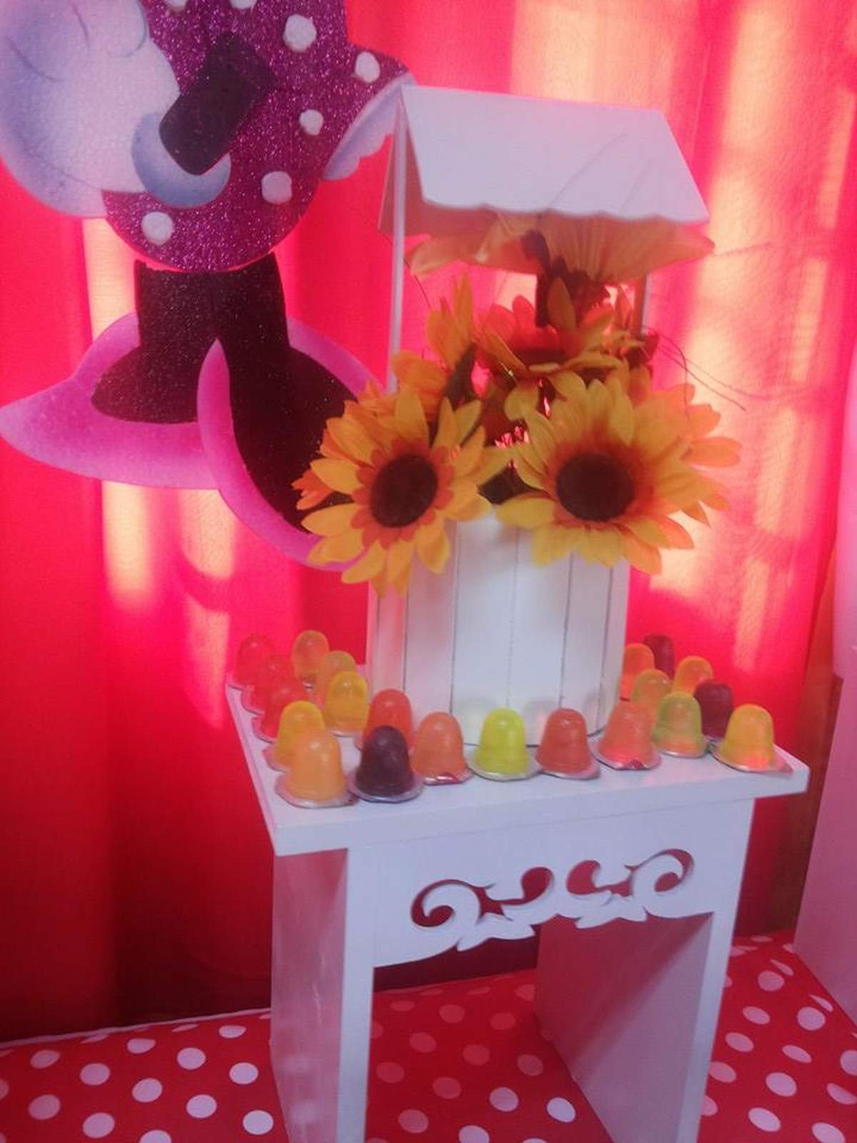 Minnie Mouse - minie mause