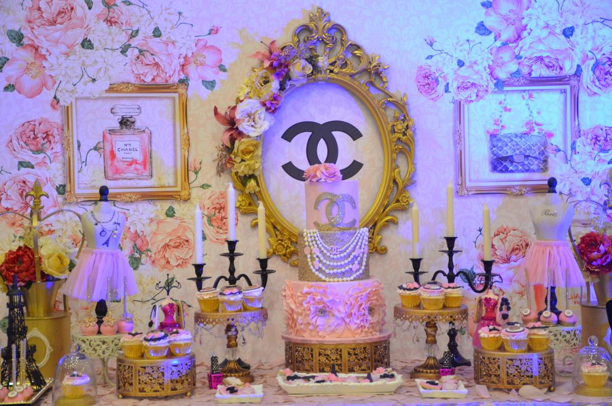 reception table - chanel