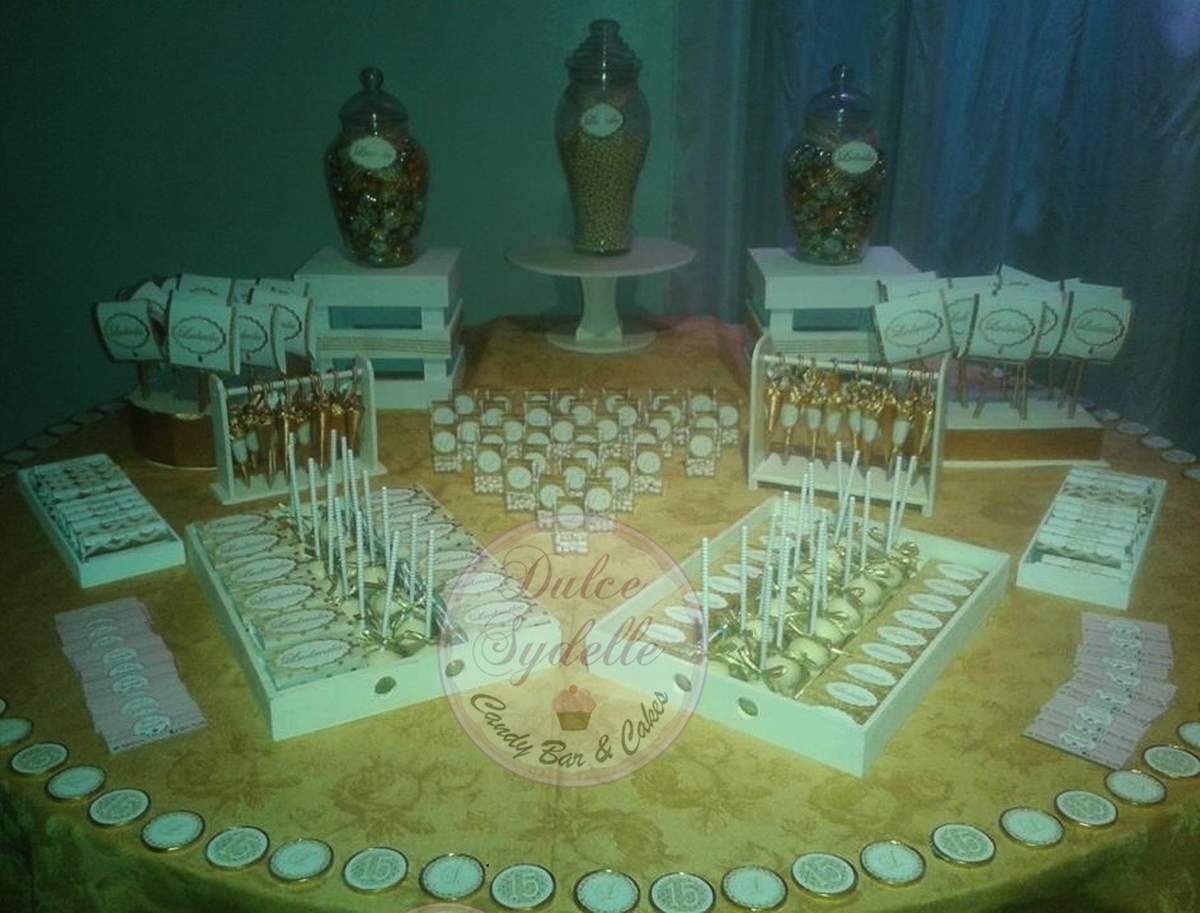 Ludmila 15 años - White & Gold Party