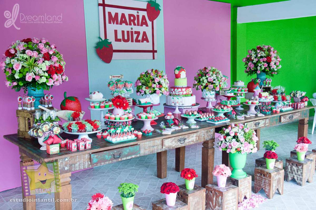Sweet Strawberry Party - Strawberries