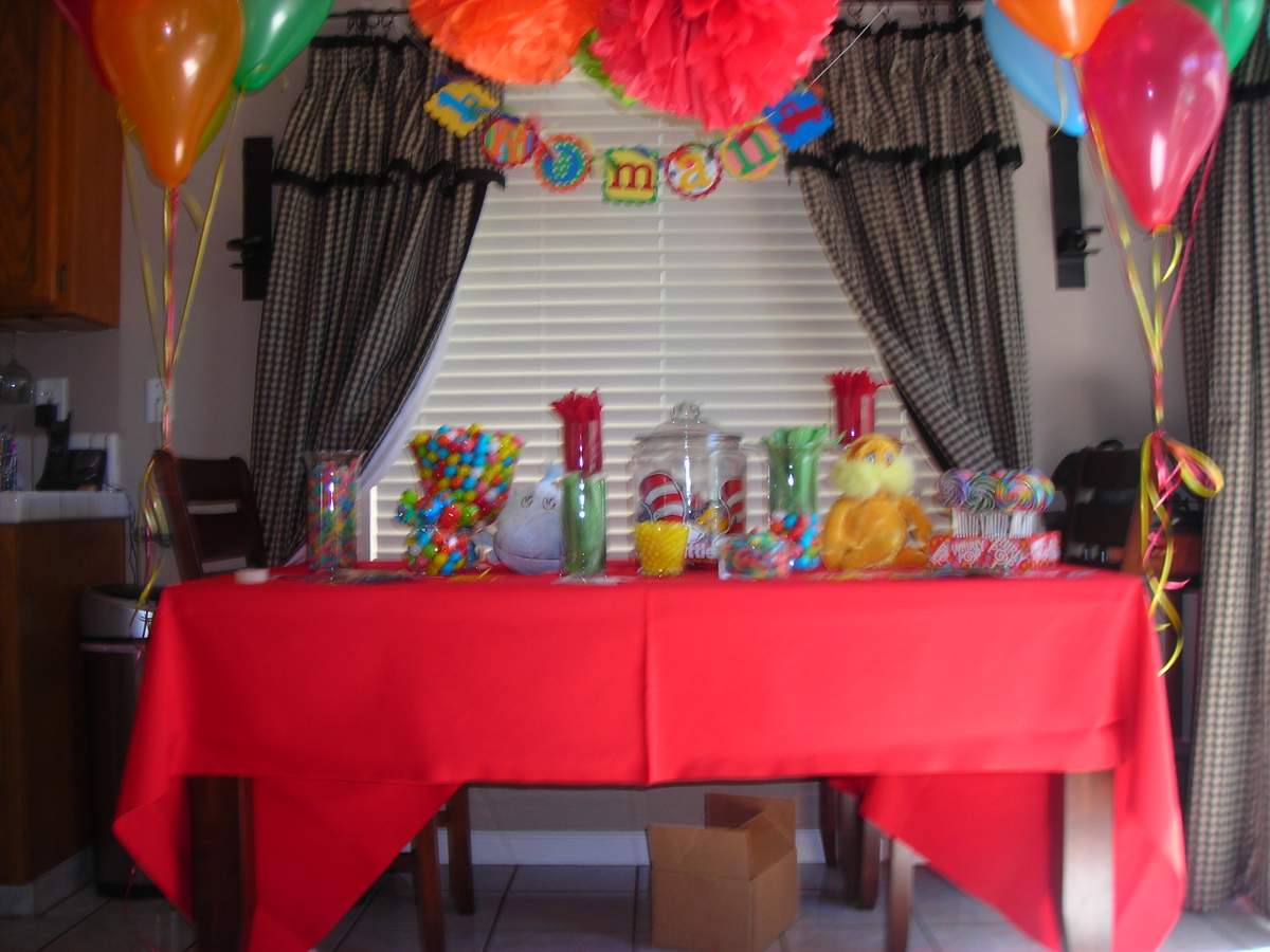  First birthday party - Dr. Seuss