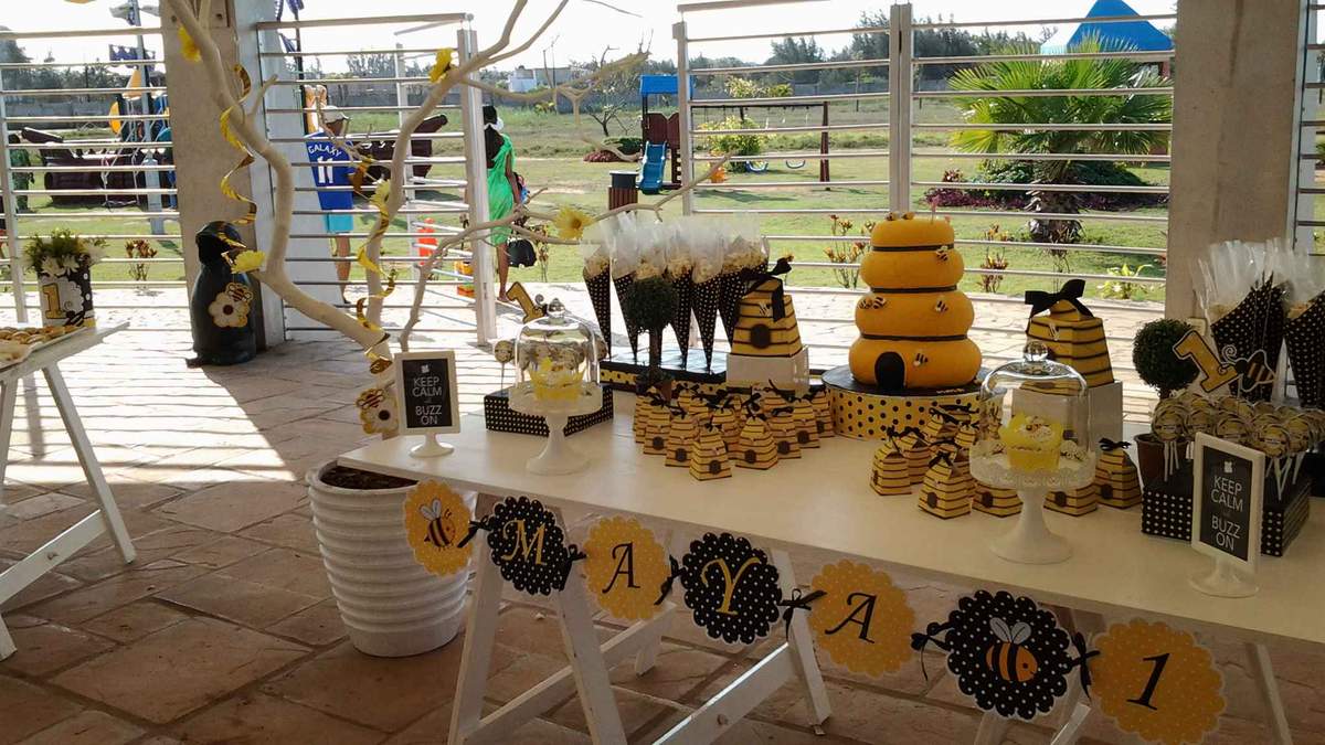 Bumble Bee Bzzzzzzzz  - Bumble Bee