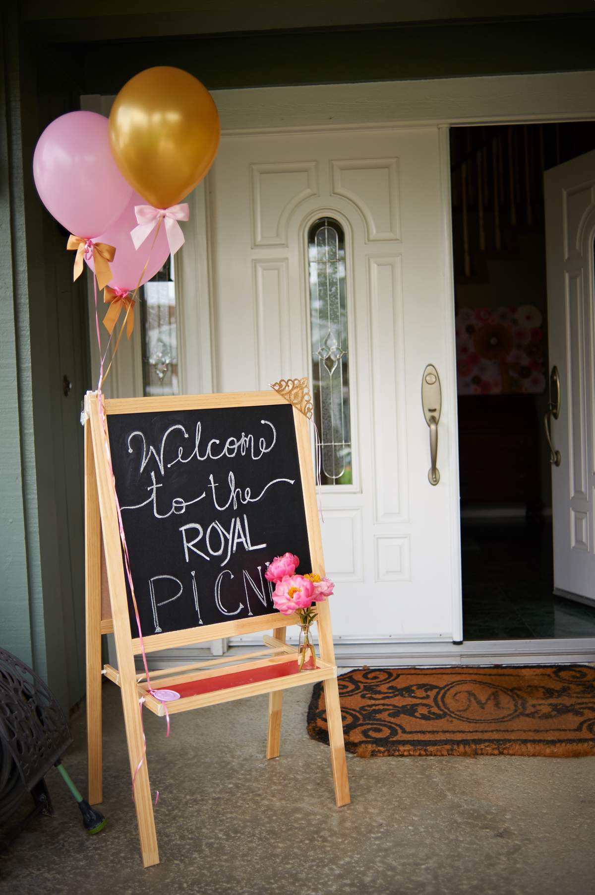 Royal Picnic 1st Birthday Party - Royal Picnic
