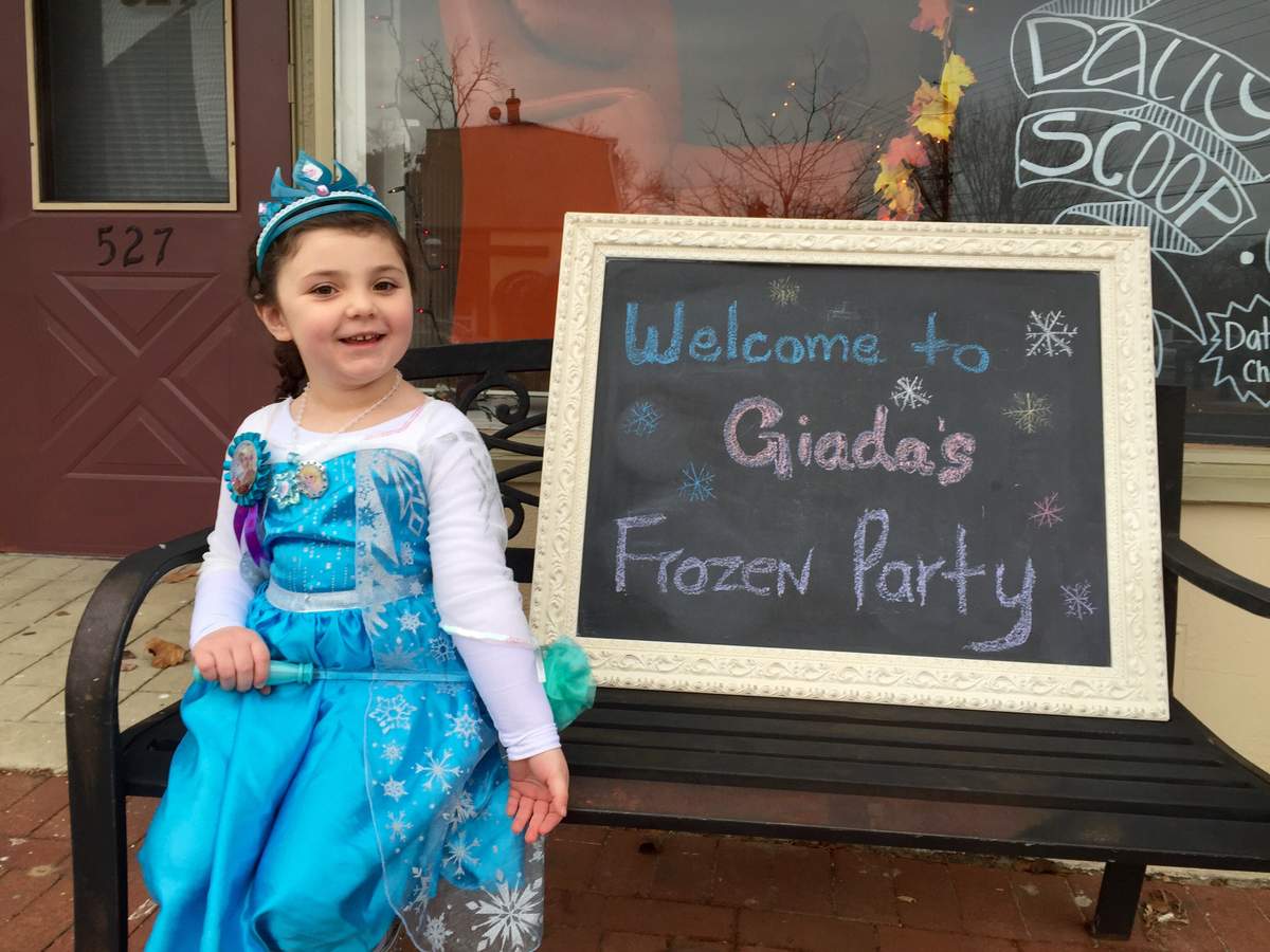 Giada's Frozen Party - Frozen (Disney)