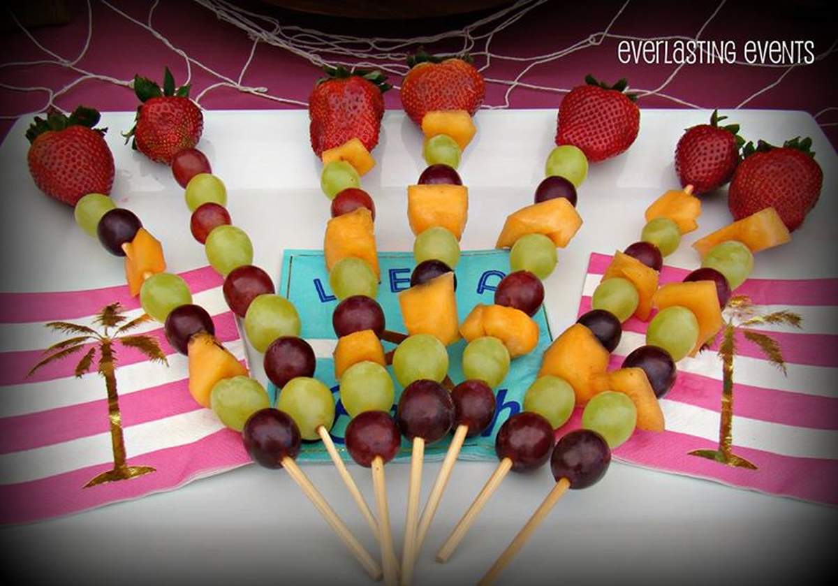 Luau / Hawaiian Birthday Party Ideas | Photo 1 of 8 | Catch My Party