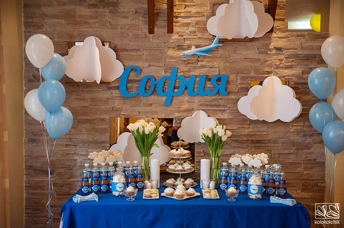 Sofia 9 years: airplane party - Airplanes