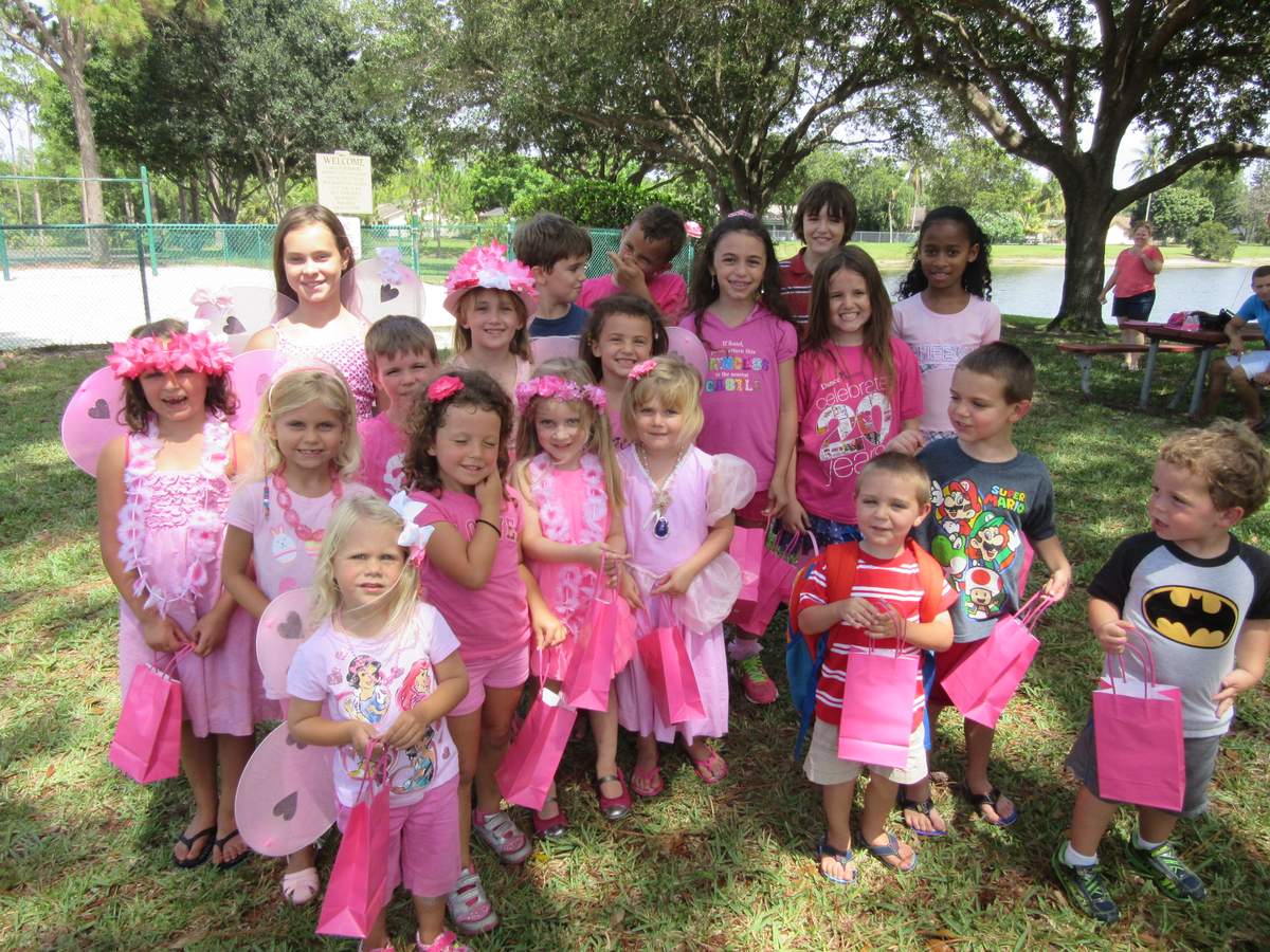 HGs Pink Party - Pink