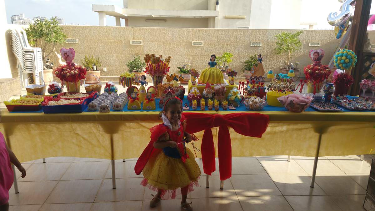 Shelly's 3rd birthday party  - Snow White