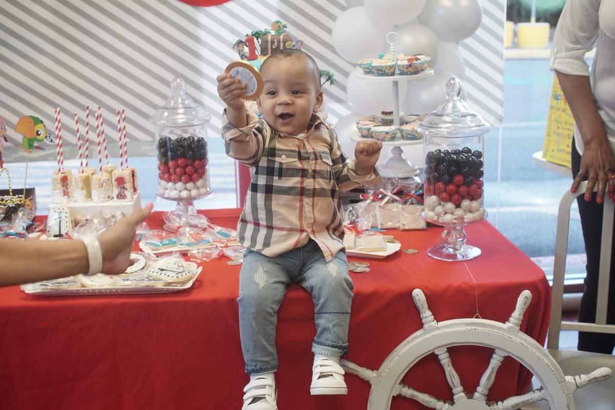 Steve's ahoy party! - Jake and the Neverland Pirates