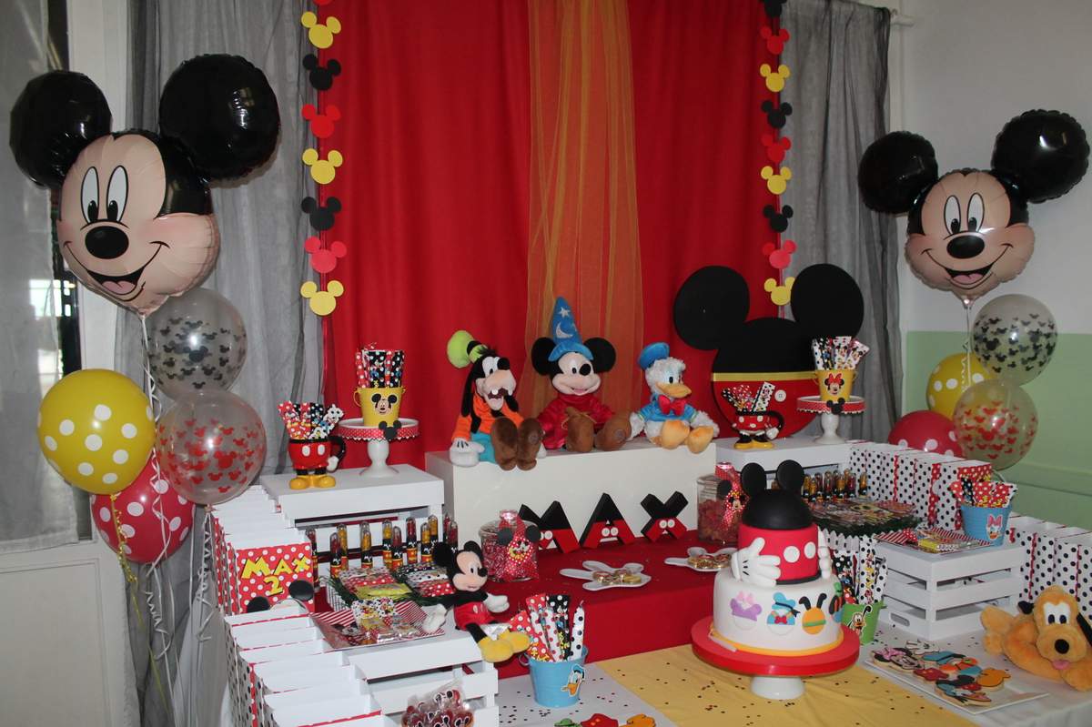 Mickey y sus amigos - Mickey Mouse y sus amigos