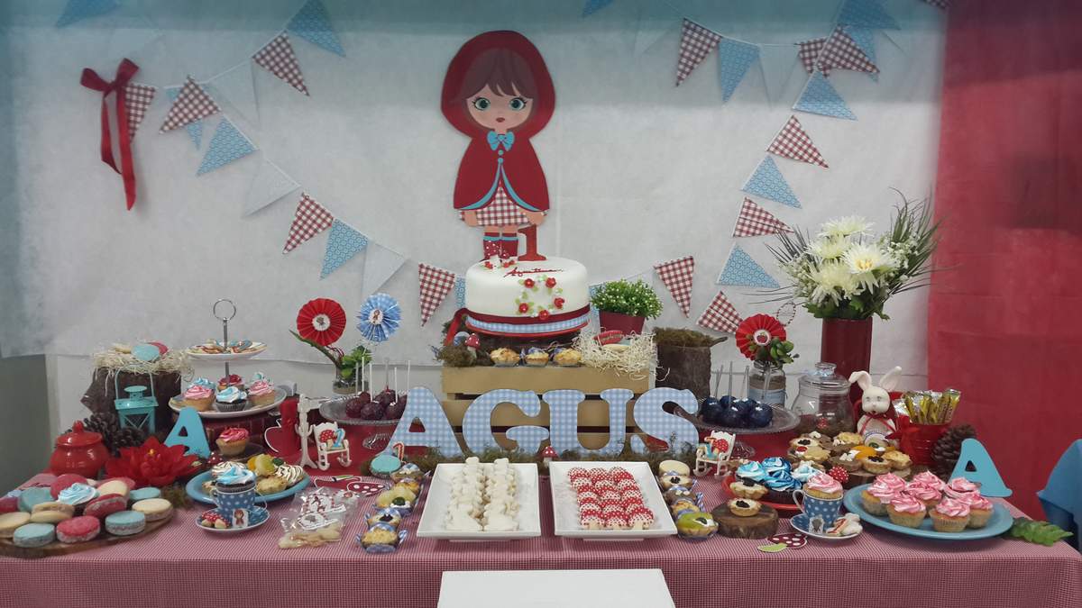 Caperucita roja para festejar 1er añito de Agus - None