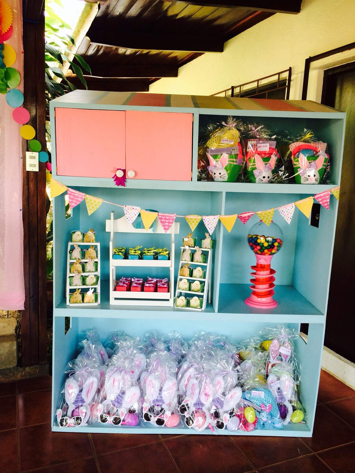 Julissa's eggstravaganza birthdah party - Easter Party