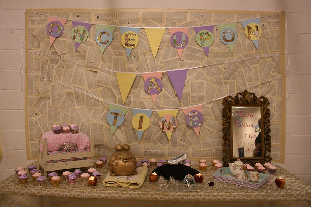 Bella's Story Book Baby Shower  - Story Book Baby Shower 
