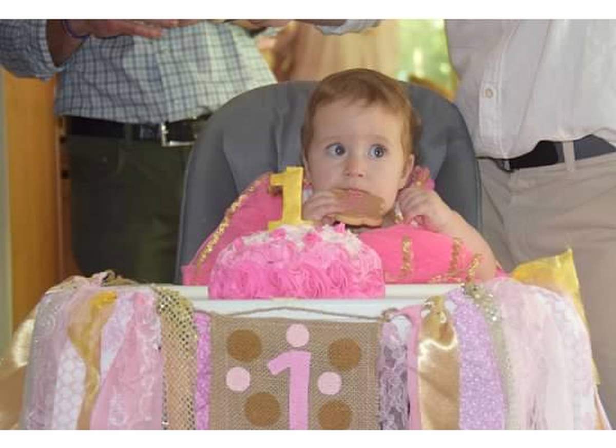 Piper's Bubbly First Birthday - Bubbles 