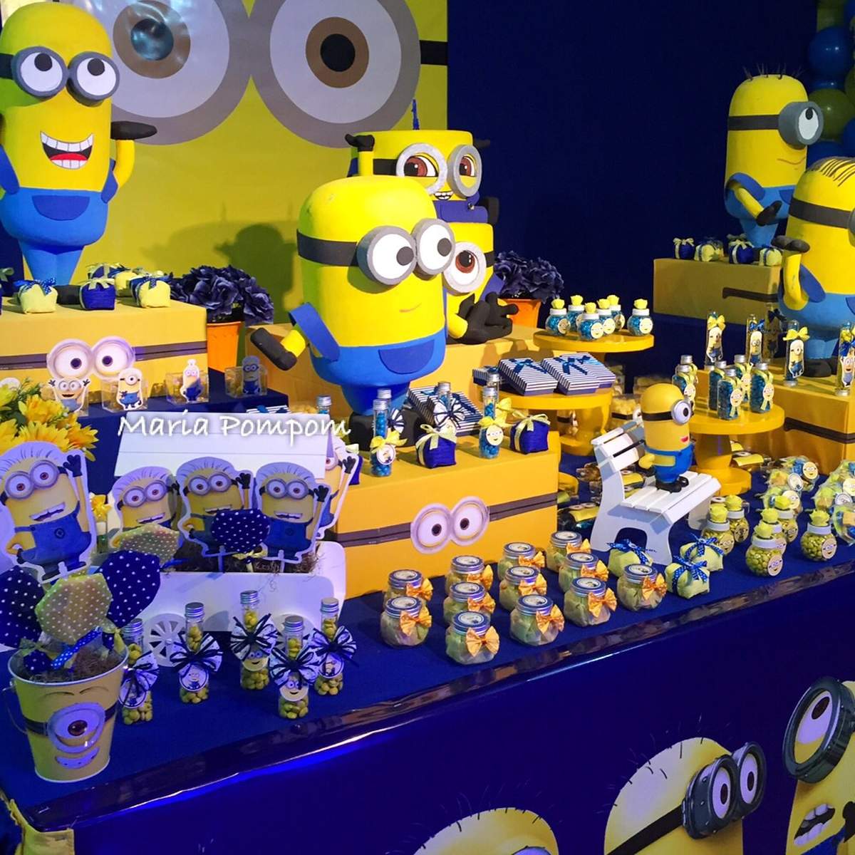 Awesome and cool Minions Party!!! - Despicable Me / Minions