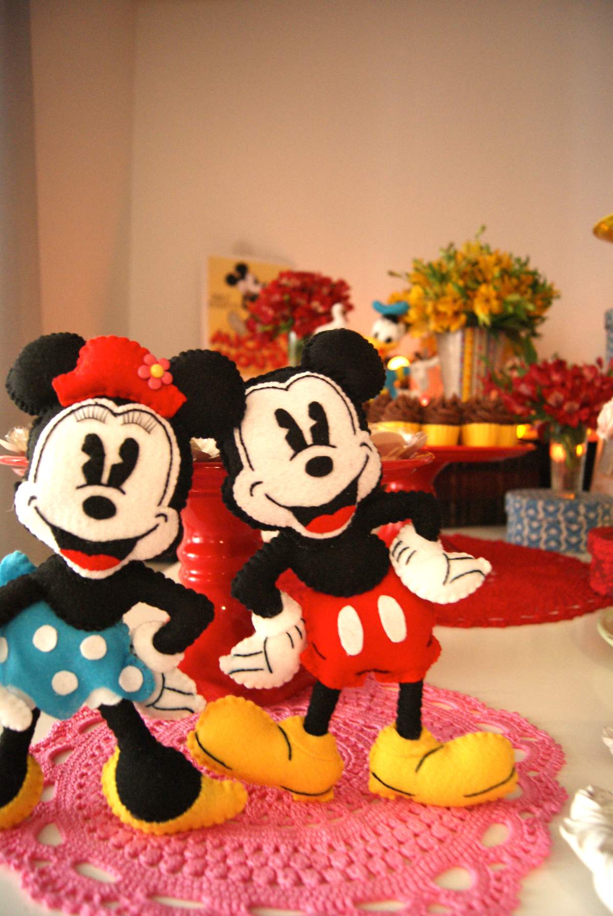 The Mickey Mouse - Mickey Mouse / Minnie Mouse