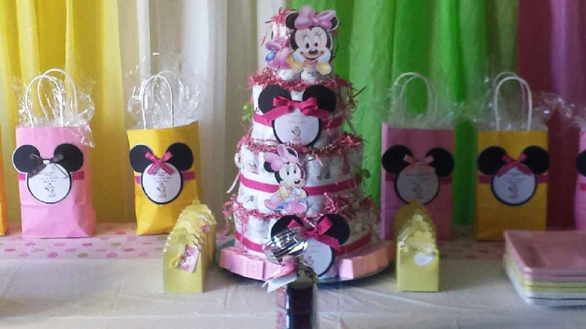 Welcome baby J - Minnie Mouse 