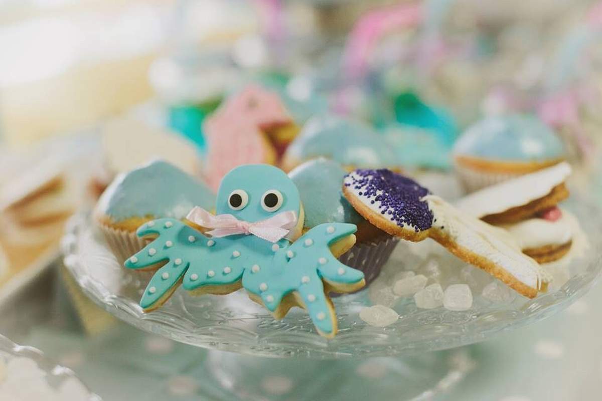 Party with me under the sea!  - Mermaid 