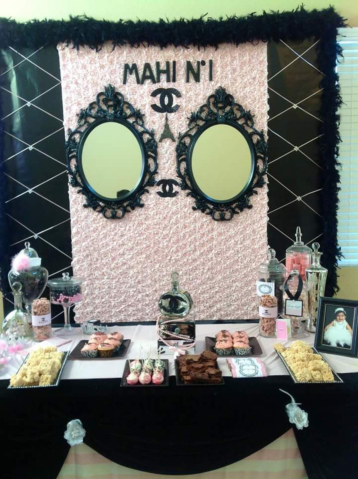 Chanel N*1 First Birthday - Chanel/Paris/Princess