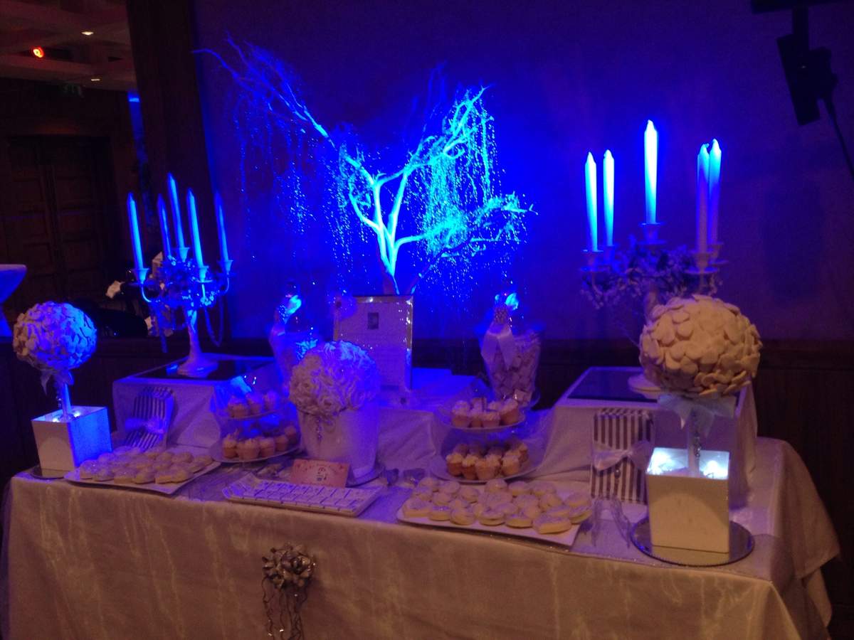 Corporate Christmas party - White Candy and Desert 