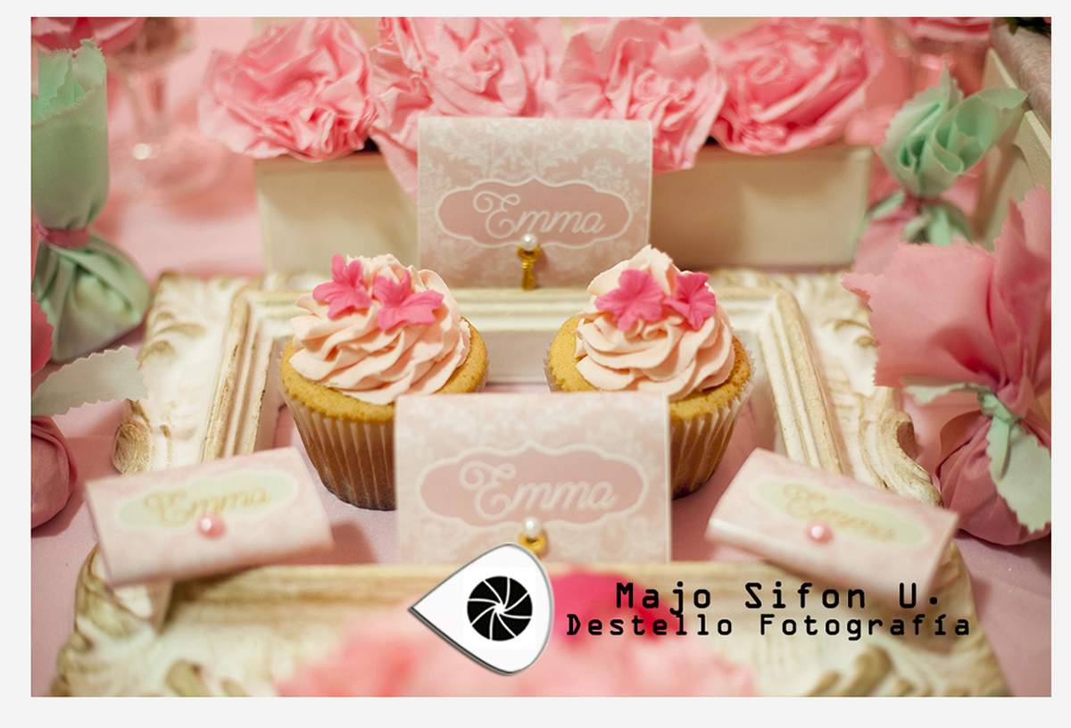 Sweet Pink Flowers for Emma! Birthday Party Ideas Photo 4 of 11