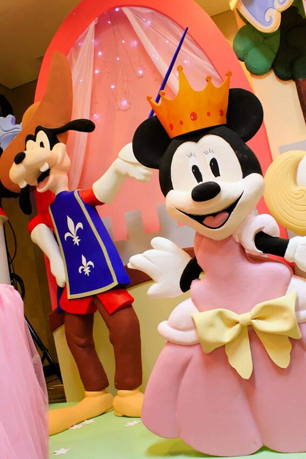 Mickey Castle - Mickey Mouse